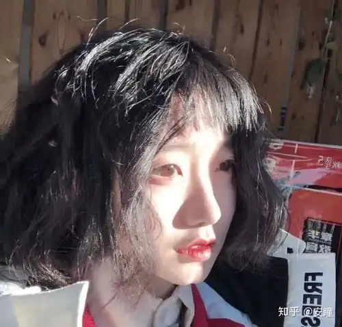  头像不用看日月,你就是星辰