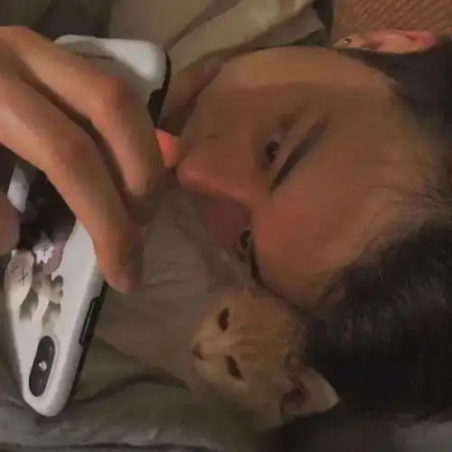  隐蔽的不明显情侣头像大全