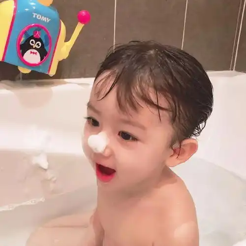  头像我是小兔认我做爹你就是小兔子