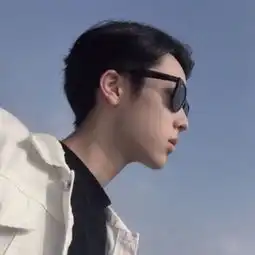  超帅气超冷酷的男生头像戴眼镜高冷帅气的男生戴眼镜图片