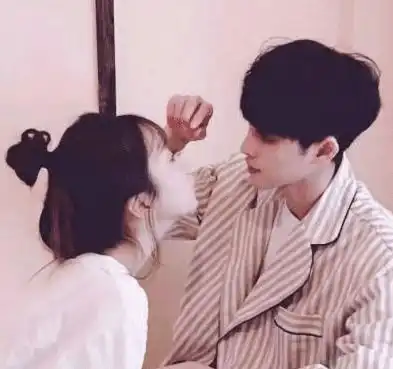  异性qq聊天,收到嗯or哦很扎心回复3字杀伤力更大