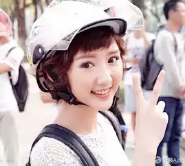 毛晓彤自带bgm俏皮美瞳眼养成法