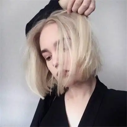  个性超酷欧美女头像,抽烟的几张更是拽