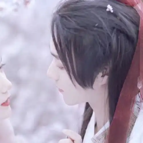  42张伴郎伴娘头像一男一女古风动漫真人全都有