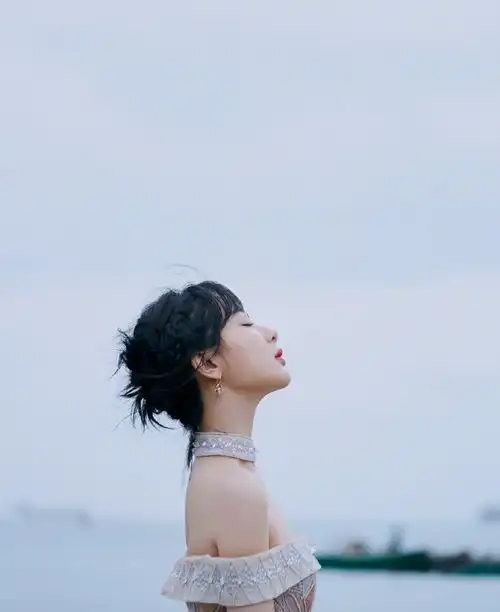  今日爆料吴亦凡暗戳戳yp欧阳娜娜遭人血馒头反噬杨紫假唱被抓包