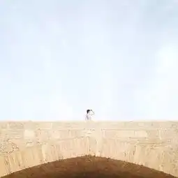  西班牙有对小情侣环游世界把旅游景点都玩嗨了