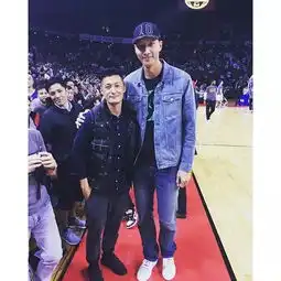 腿粗的男人怎么破余文乐为你亲身示范
