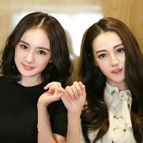  一问一答丨杨幂热巴,谢娜,佘诗曼,杨洋,童瑶,蒋依依翻身仗