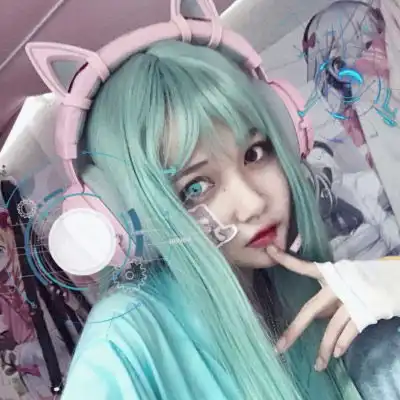  真人cos风闺蜜头像高清cosplay美女图片