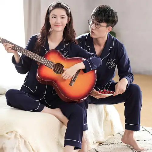  给男朋友穿件情侣睡衣吧,向全世界宣告你们的爱情