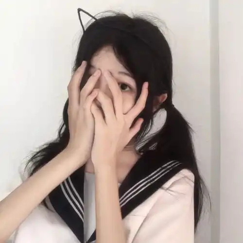 女头可以三个人一起用的女生头像一