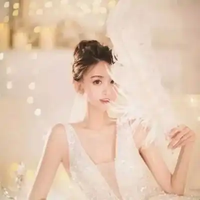  女生头像微信高冷女头像