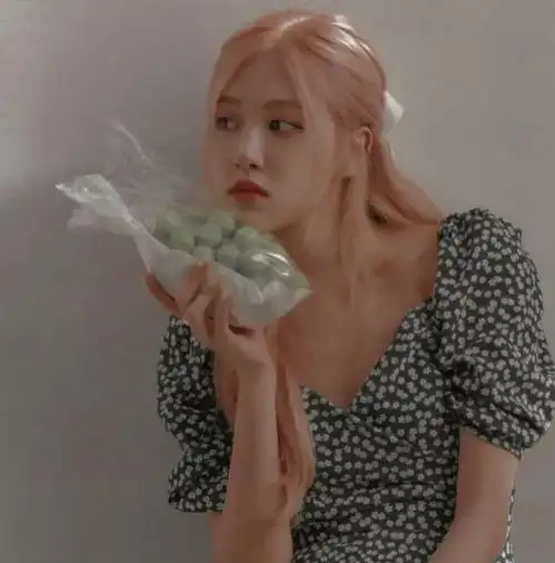 blackpink四人闺蜜头像