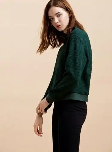  这个史上最难穿的颜色,居然成了秋冬的必备