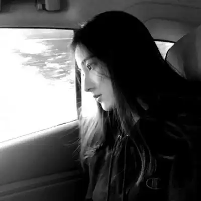  高冷霸气黑白头像女生,我望眼欲穿看到你的拽范