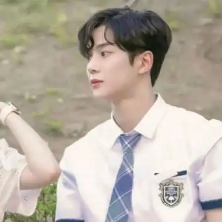  怀念曾经相爱的地方,微信情侣头像图片大全