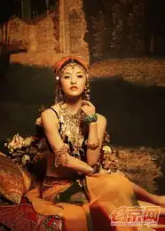  别把魅力的诱惑叫糜烂,这一刻的妖艳只为自己而绽放