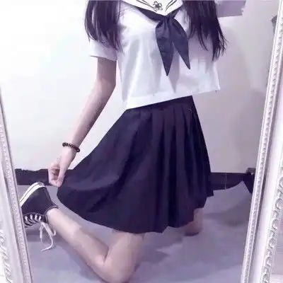 jk制服不露脸女头网友热评
