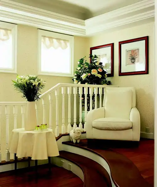  粉嫩台灯营造甜蜜情人节