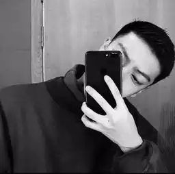  情侣头像所有人拥向你我就想远离你