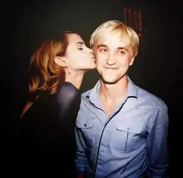  哈利波特这么多年过去,赫敏还是那个赫敏,但是时间却好像没有放过马尔福