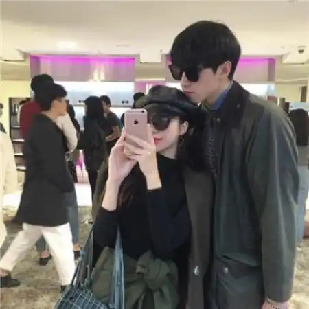  韩系情侣头像一男一女,永远不要停止对我的爱