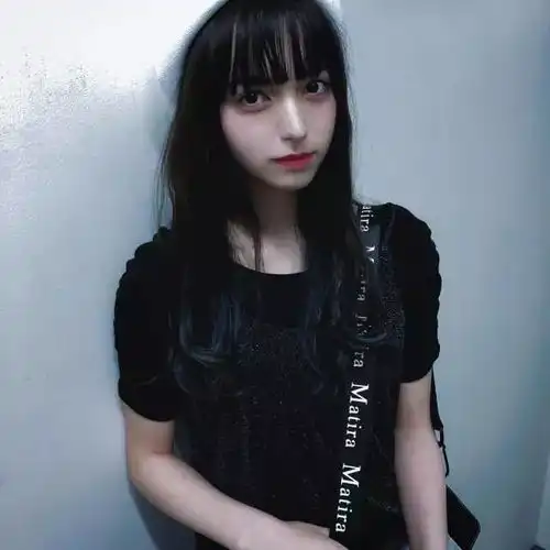  绝对会爆红的洋娃娃系美女,20岁的多屋来梦才是真正的宅男女神