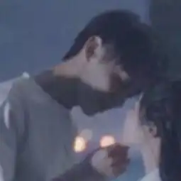  情侣头像丨今天除了想你没什么别的事了