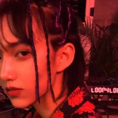  她是有多漂亮,让你舍得伤我到遍体鳞伤