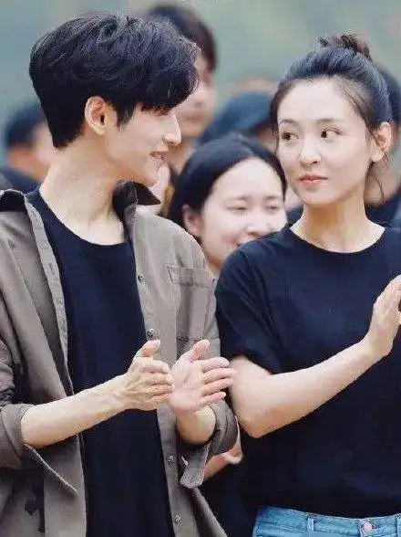  追光者开机,吴倩罗云熙再演情侣,梦回何以笙箫默