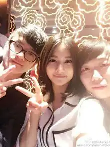  电竞新情侣若风寸步不离miss真有恋情