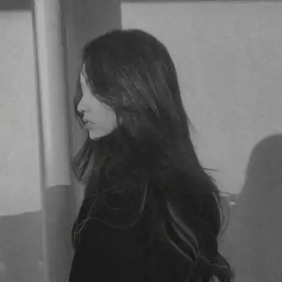  qq个性头像女生黑白高冷大全有气质又霸气的女生黑白头像