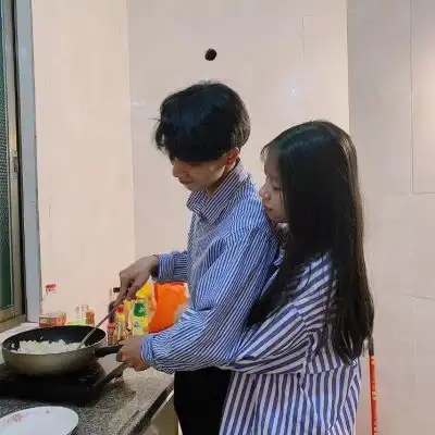  仙气飘飘情侣头像林子妤