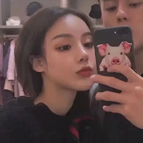  超甜腻必换上的情侣头像请签收