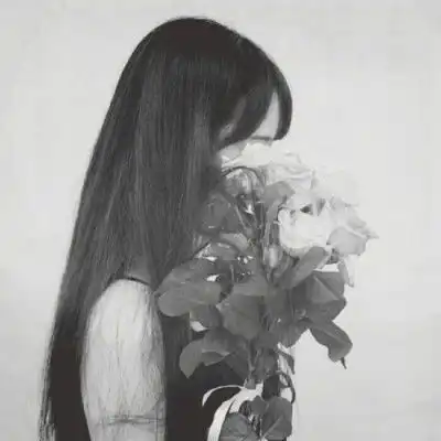 疼到骨子里的伤感句子,句句戳中泪点