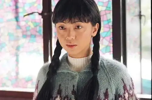  捡漏出演金枝欲孽大火,情路坎坷,最霸气的妃子却孑然一人