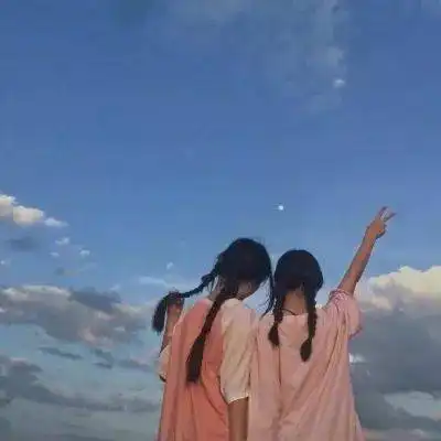 头像满天的星星璀璨那是你眼里的期盼