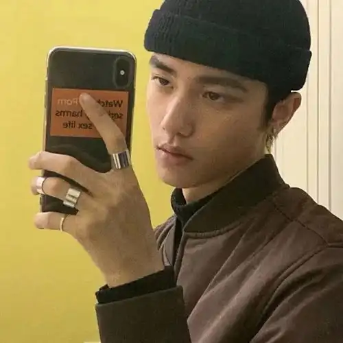  头像天灵灵地灵灵再瘦十斤肯定行