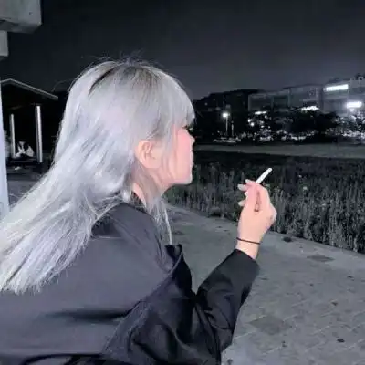  陈涵现在街上男人变多了,但是我情侣头像我要个性网