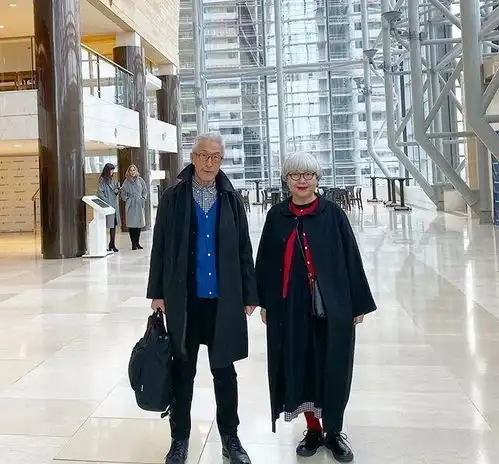  秋冬季,日本老年人都是如何穿搭的