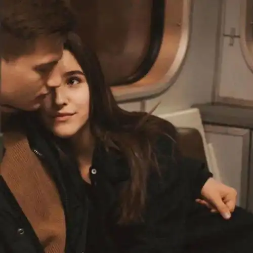  超甜的情侣头像