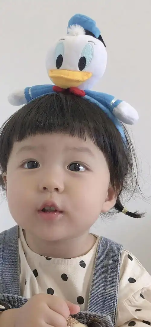  壁纸丨天一点都不蓝,吹来的风也不香甜