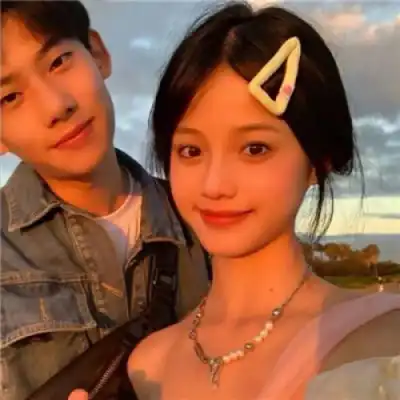  2023温柔干净的情侣头像