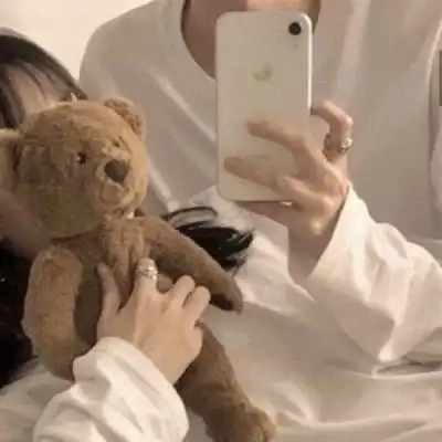  充满悲伤的情头