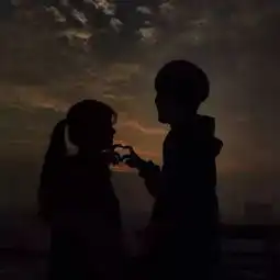  头像何必动情,终将下落不明