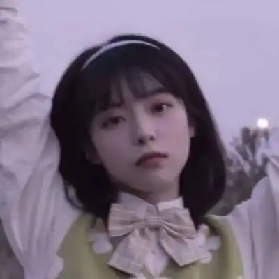  冷漠头像真人女生狠心冷漠绝情的图片