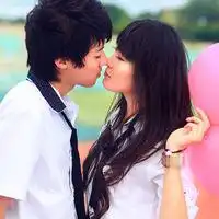  跪求qq情侣头像网名个性签名要好看的啊