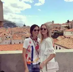 她68岁,男友小她36岁,每个姐弟恋的女人都是牛逼闪闪的女人