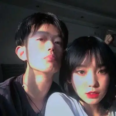  高冷情侣头像一对两张2021最新版潮流一人一半优质情头,情侣头像图片