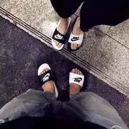  盆友,你的鞋该换了夏季进行时,欢迎来到拖鞋的世界